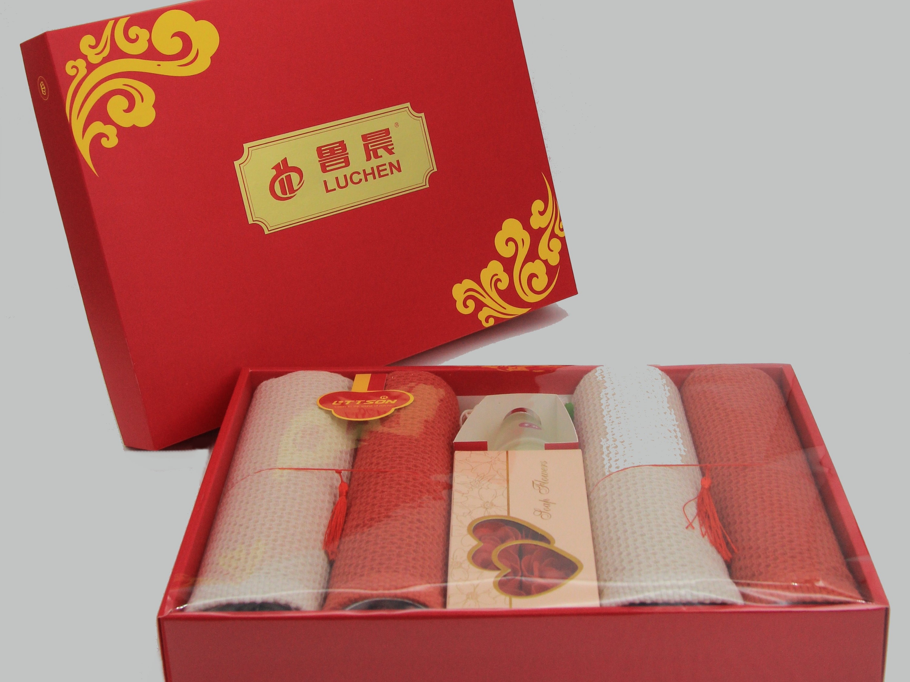 山東魯晨定制春節(jié)毛巾禮盒